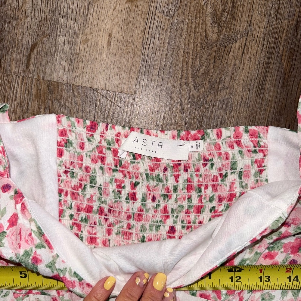 Floral Sweetheart Crop Top with Puff Sleeves - Pink - Picture 7 of 16
